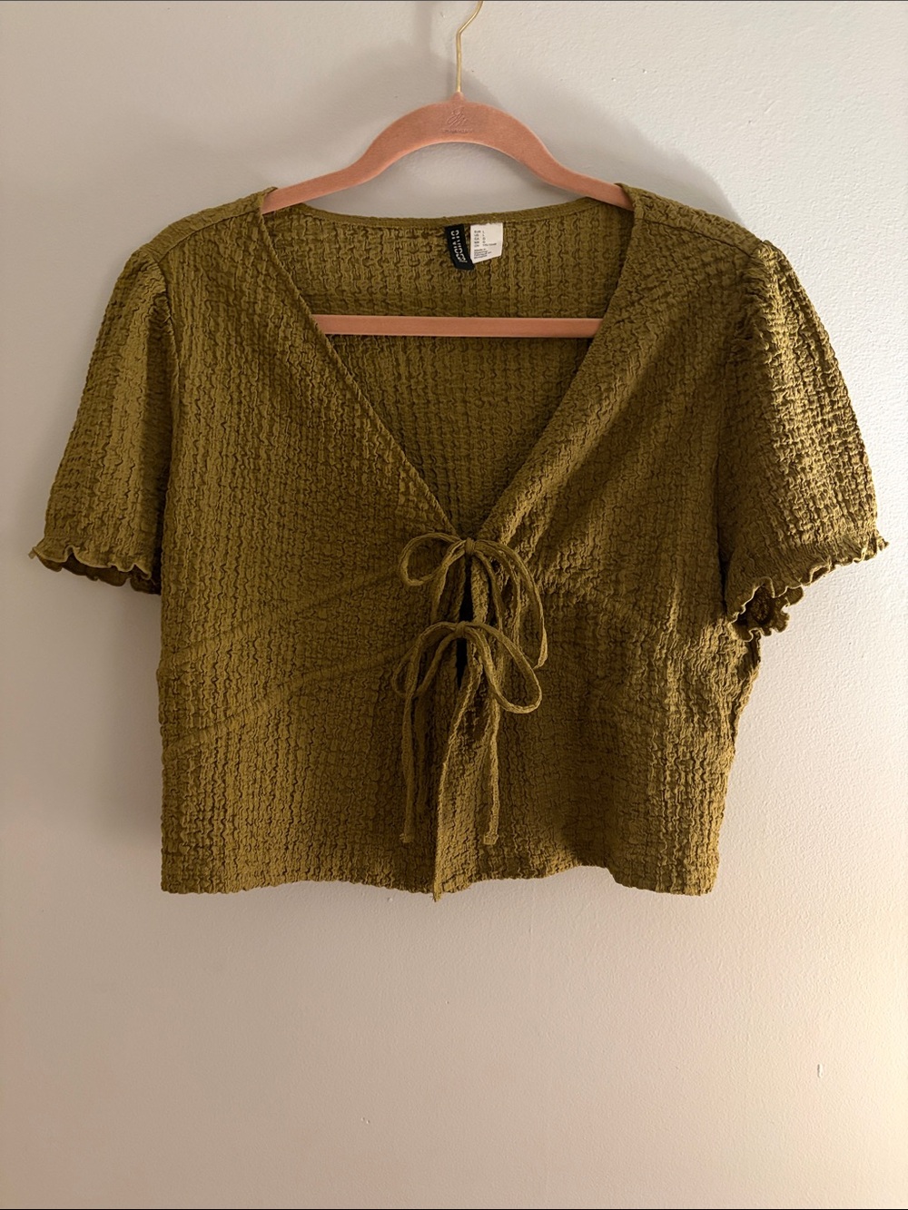 NWOT H&M Olive Front-Tie Textured Crop Top